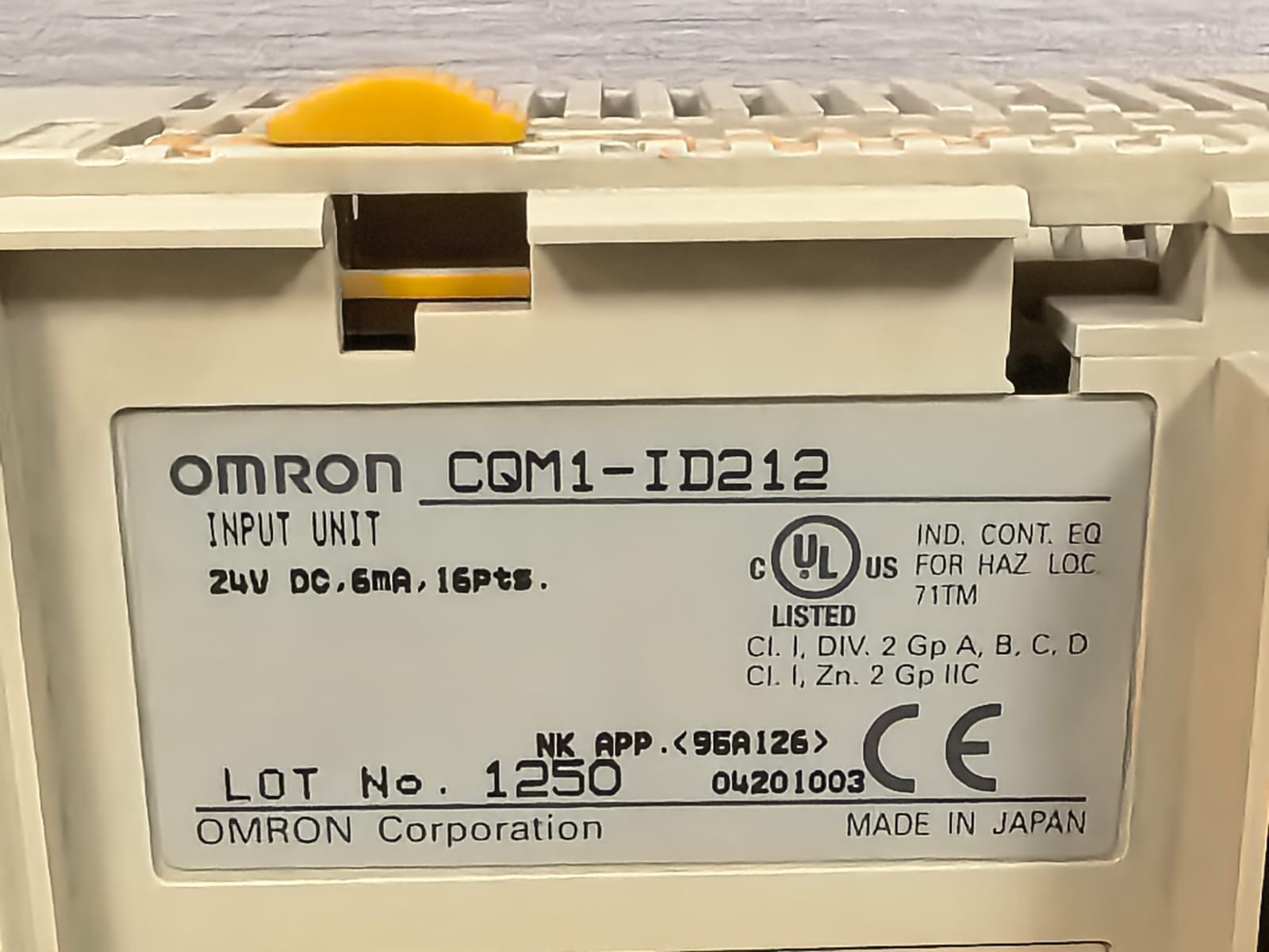 Omron CQM1-ID212 OMRON CQM1-ID212 INPUT UNIT 24VDC 5