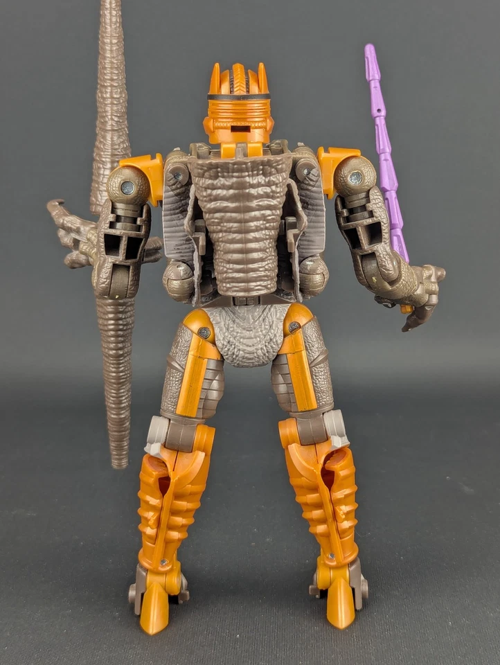 Transformers Kingdom Dinobot complete Hasbro WFC Voyager Class Beast Wars - Image 3 of 4