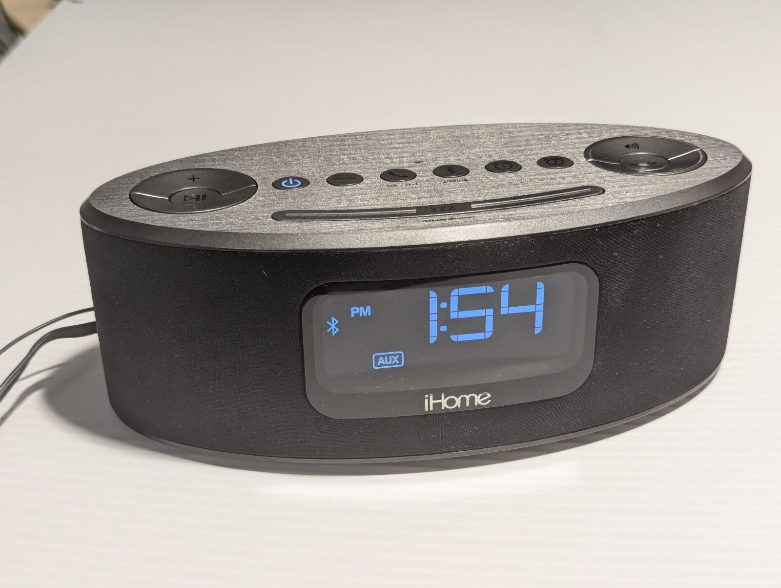 iHome Bluetooth Stereo FM Clock Radio Speakerphone - IBT31 Tested Working