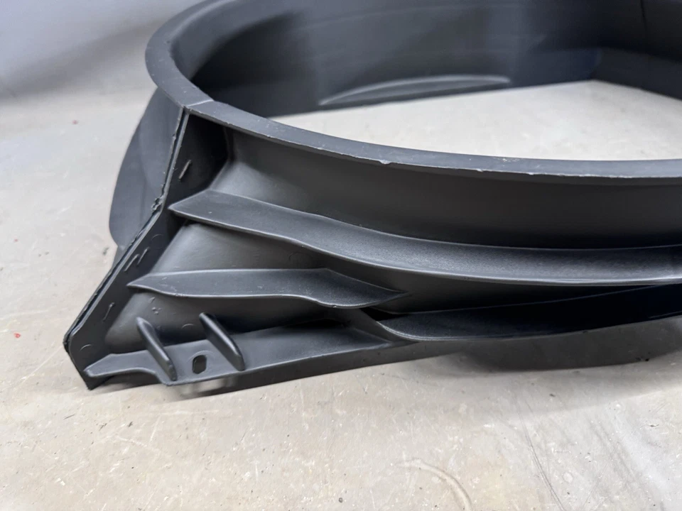 Cubierta de ventilador Chevy Chevelle Impala Malibu 1971-1977 El Camino Laguna GMC Sprint OE Foto 4 de 4