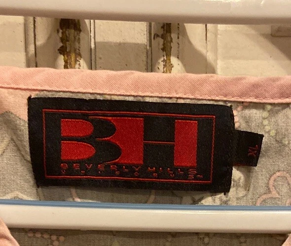 Sutiã Uniformes Feminino Cinza com Rosa, Verde e Branco Estrelas e Corações Esfoliantes Top. Tamanho XL. Usado - Imagem 3 de 4