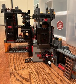HUGE LEGO Nexo Knights Lot w/ minifigs, mechs, magma temple, see description