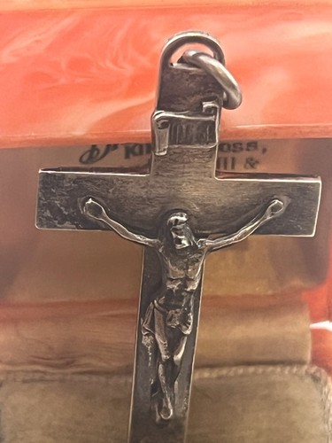 P5.5 Catholic Cross Crucifix Marked Silver. - Picture 5 of 8