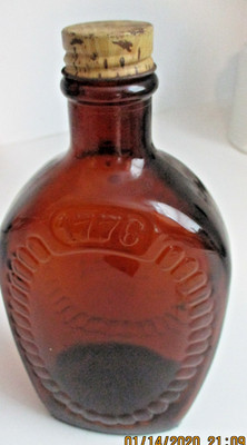 1776 - 1976 Liberty Log Cabin Syrup Bicentennial Amber Glass Bottle