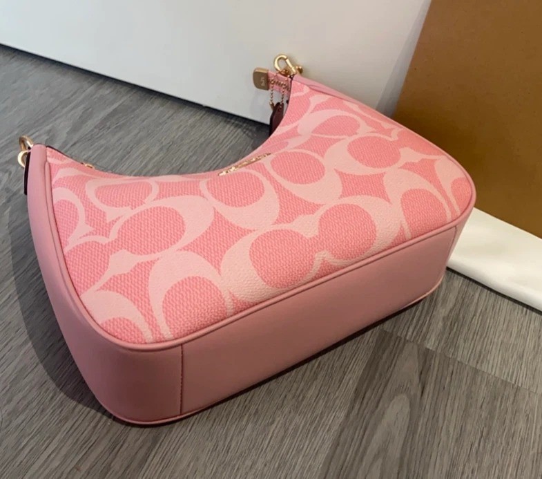 COACH Teri Hobo Bag Signature Canvas Powder Pink CAL52 Outlet NEW