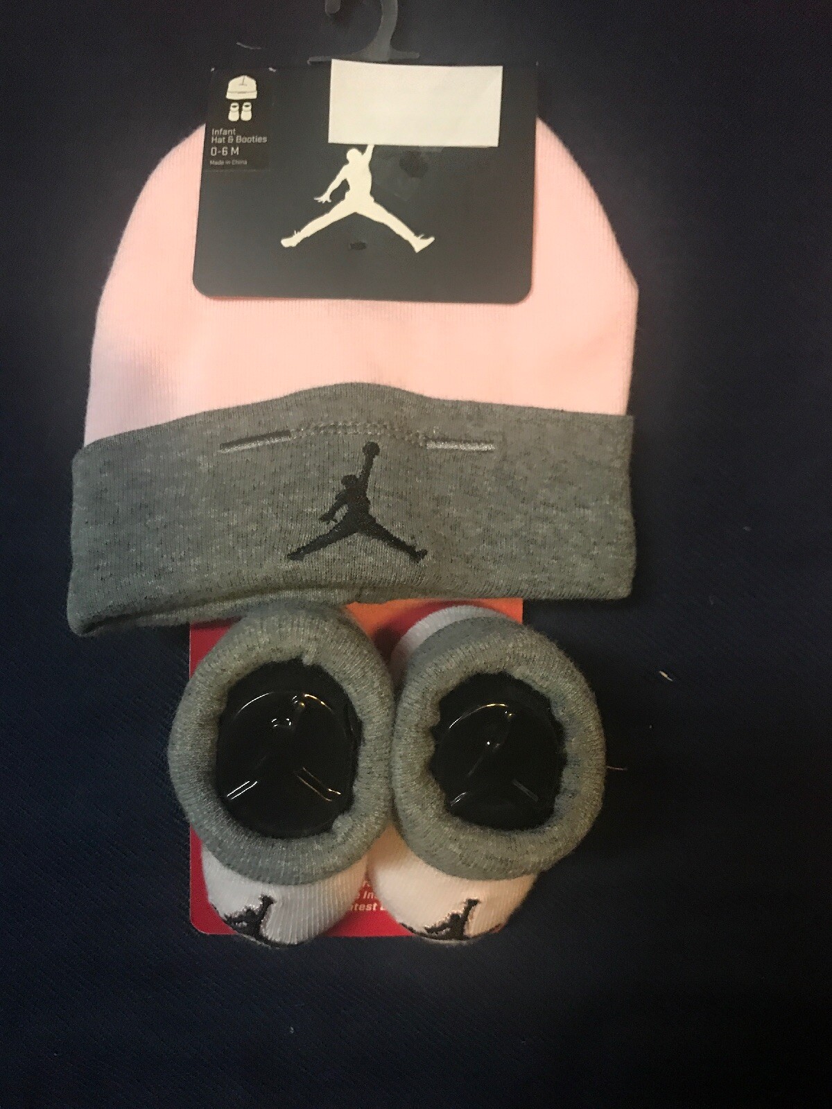 Nike Air Jordan Crib Booties Socks Beanie Hat Set Newborn Baby Boy Girl