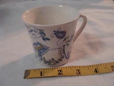 LotteTuri  Design  Figgjo  Norway White Blue Green Woman Flowers Mug Cup