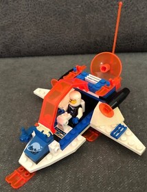 LEGO &reg; SYSTEM 6879 SPACE ICE PLANET BLIZZARD BARON * WITH FIGURE AND INSTRUCTIONS *