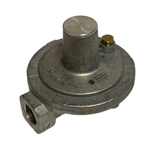 OARA R90, LINE PRESSURE REGULATOR FOR NATURAL GAS AND PROPANE, 2 PSI
