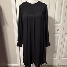 LOFT Knee Length Knit Flowy Dress Smocking Size M Sheath