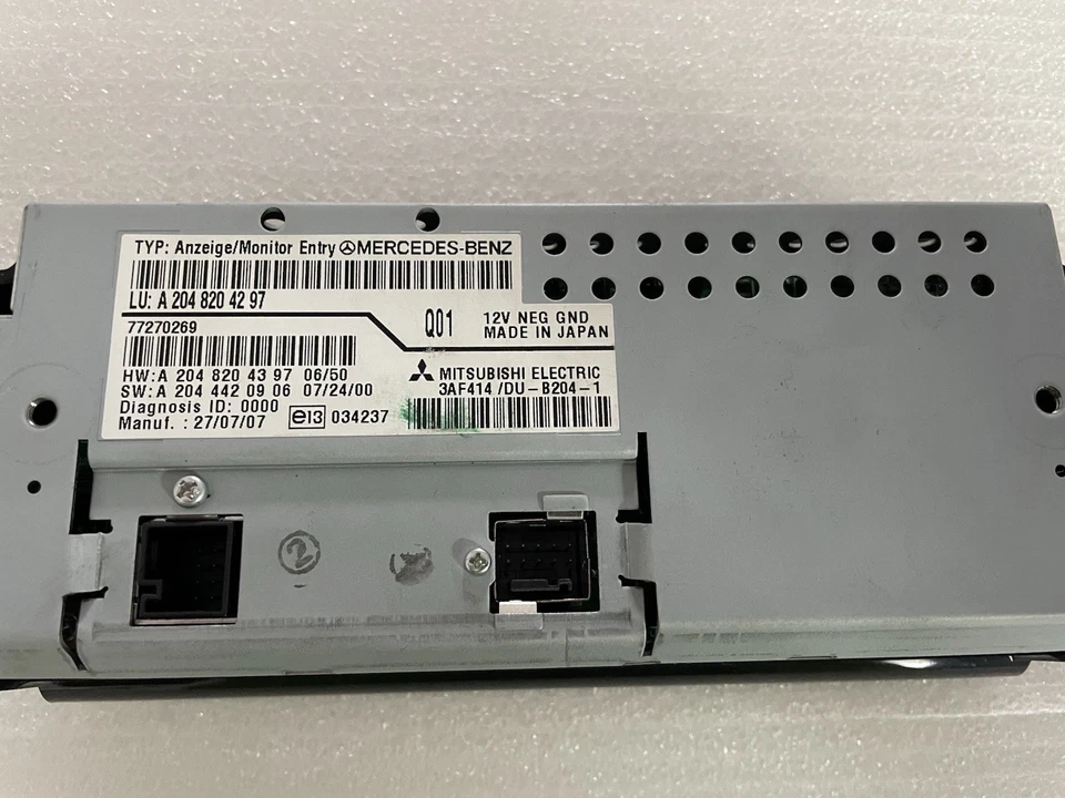 Autoradio W204 C-Klasse Limo Kombi CD Radio Navi  Mercedes Original - Bild 4 von 4