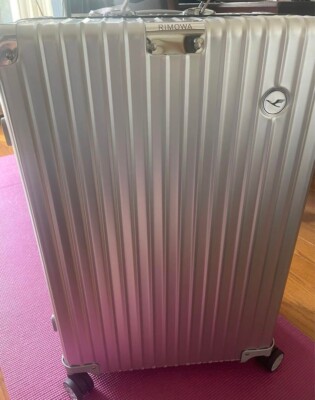 RIMOWA x Lufthansa 61L Silver 4-wheels Carry Case Suitcase travel
