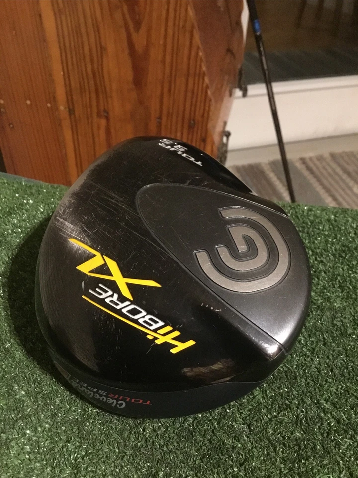 Cleveland Hibore XL Tour Spec 9.5* Driver Stiff Fujikura 65g Red Graphite (45”) - Image 2 of 4