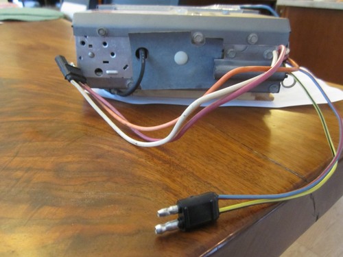 1970 Fairlane, Torino, Cyclone am/fm radio-DOOA-OFBO-C-professionally serviced - Picture 8 of 10