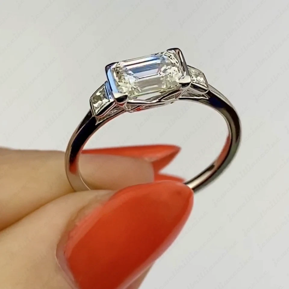 3.25Ctw Emerald & Princess Moissanite 3-Stones Engagement Ring Platinum Plated — 第 4/4 张图片
