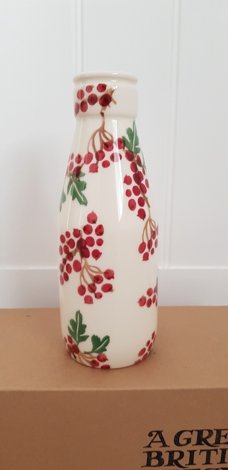 Emma Bridgewater Hawthorn Berries Milk Bottle Vase eBay