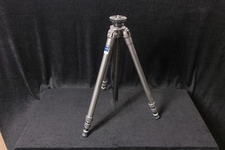 Gitzo G1220 Aluminium Dreibein Stativ Tripod mit 3 Segmenten max 165cm