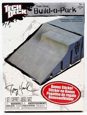 Tech Deck - 96mm Fingerboard - Build-a-Park - Quarter Wedge
