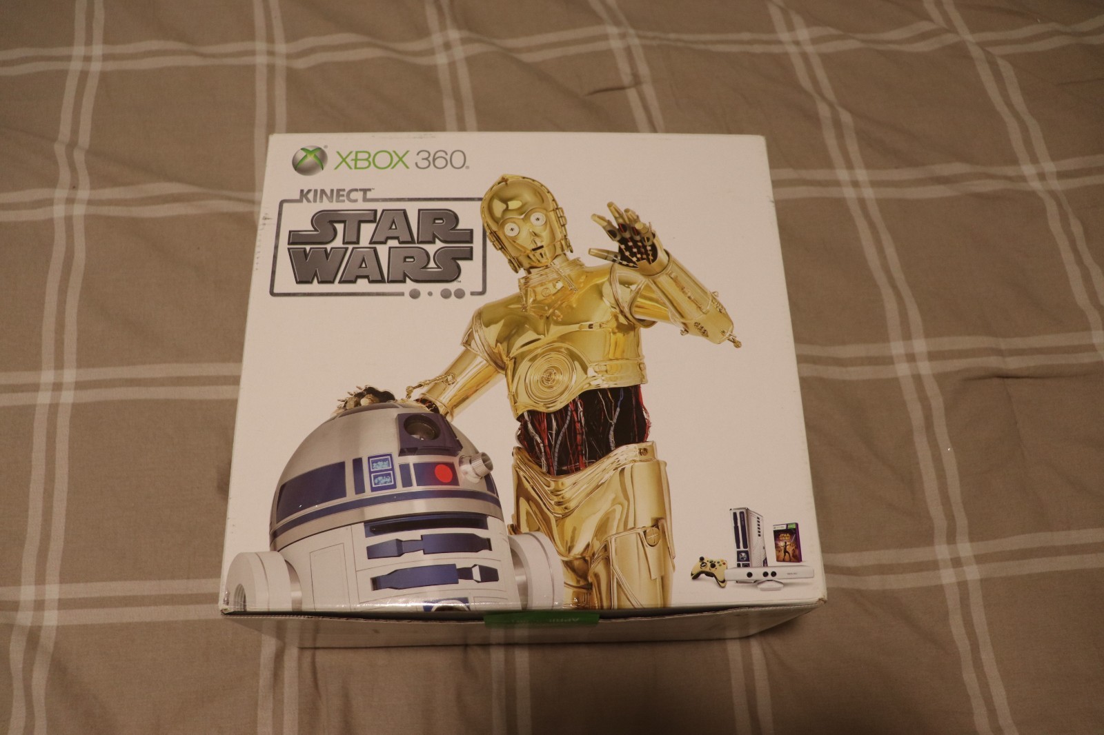 Microsoft Xbox 360 320GB Kinect Star Wars Limited Edition 