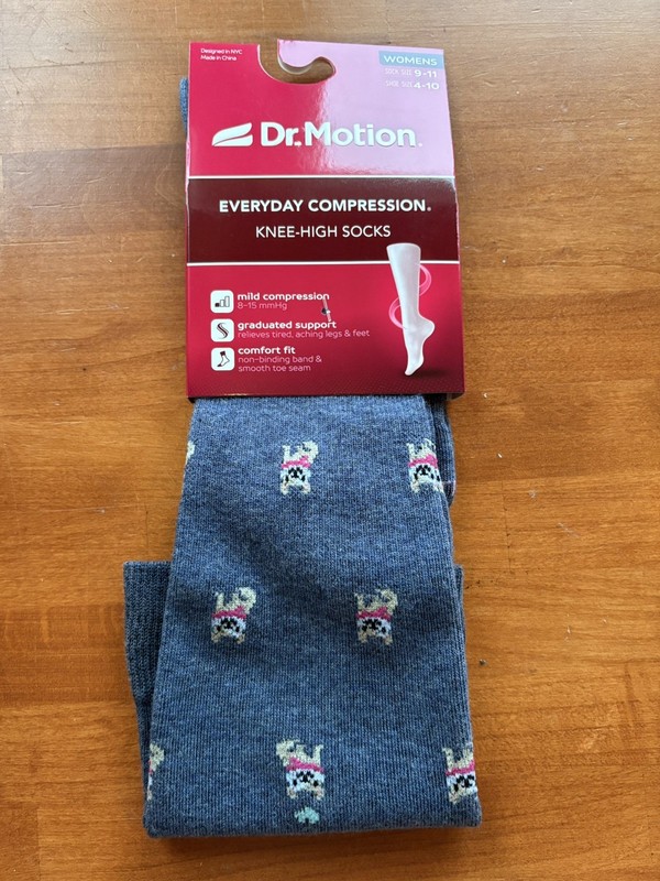 NEW Dr. Motion Mild Compression Size 9-11 Knee-Hi Women's Socks Dog Bulldogs