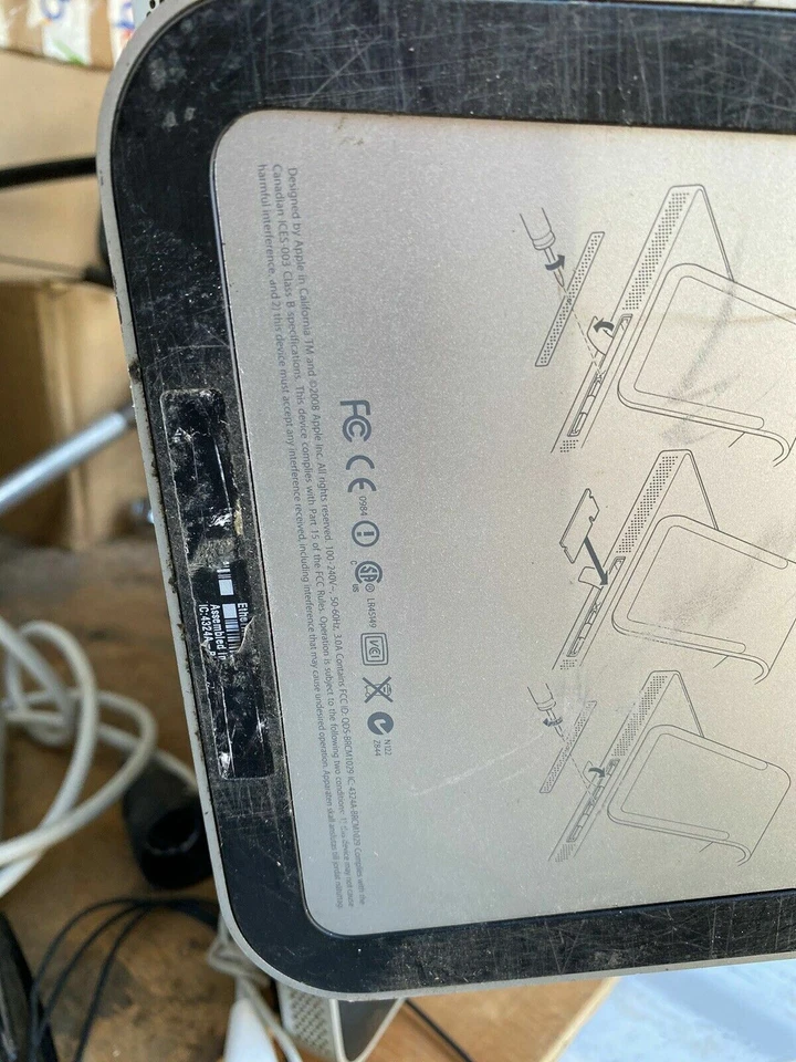 iMac 20" Early 2008 Core 2 Duo 2.66Ghz / 4GB / 320GB HDD - Image 3 of 3