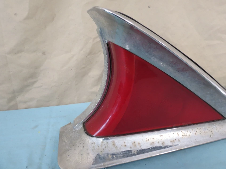 ✅ 59 1959 Mercury Parklane ESQUINA EXTERIOR QTR MTD luz trasera izquierda lado del conductor OEM Foto 2 de 4