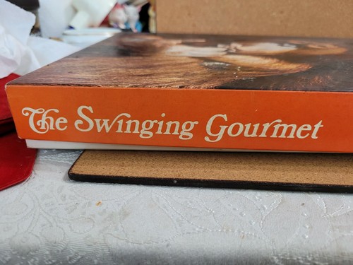 Vintage 1975 The Swinging Gourmet An Authentic Springbok Puzzle 604 pc.OBO - Picture 4 of 7