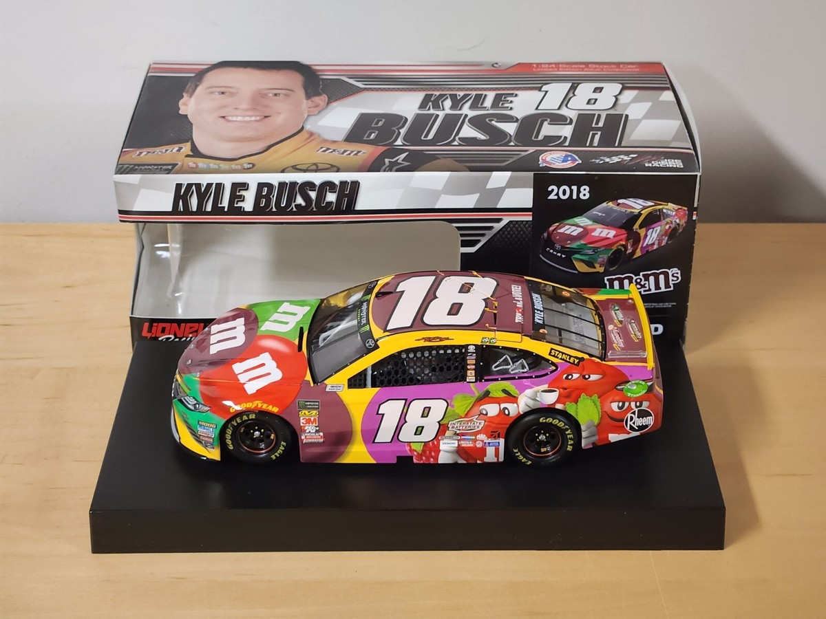 NASCAR 1/24 2018 カイル・ブッシュ #18 M&M's 2018 #18 Kyle Busch M&M's Flavor Vote 1/24 Action NASCAR