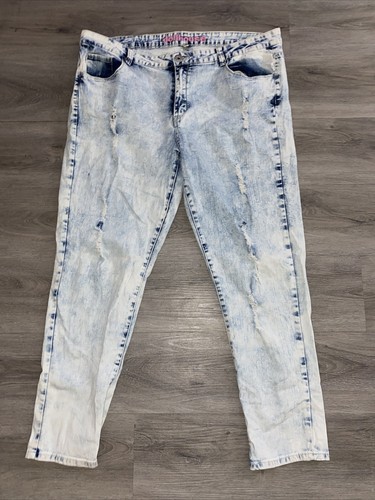 Dollhouse Acid Wash Jeans, Size 22 