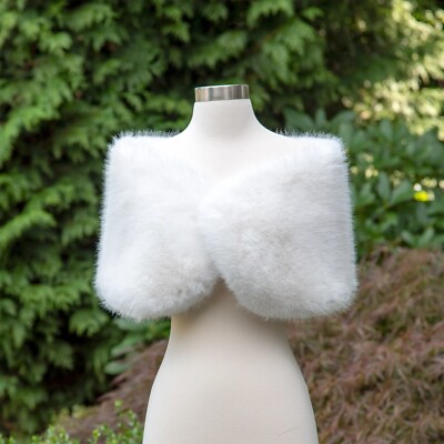 NWT Tulip Bridal Ivory Faux Fur Shawl Wrap Wedding Party  Holiday