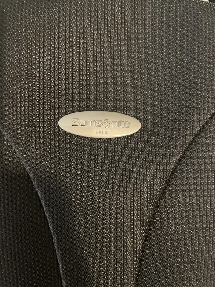 Samsonite Black Travel Toiletry Bag Hanging Organizer Makeup Storage Black - Image 2 of 4