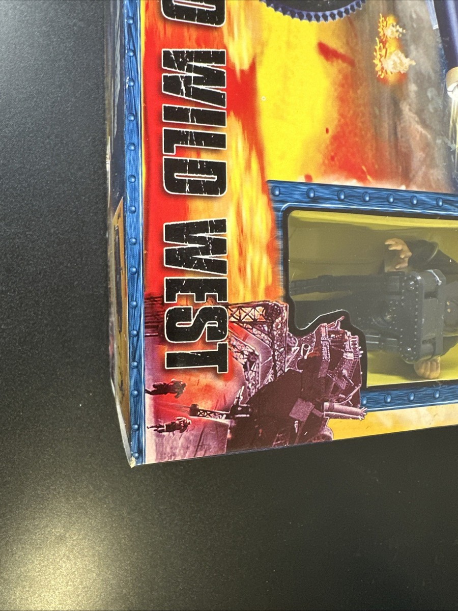 Wild Wild West Derailer Tank With Dr. Loveless Figure X-Toys
