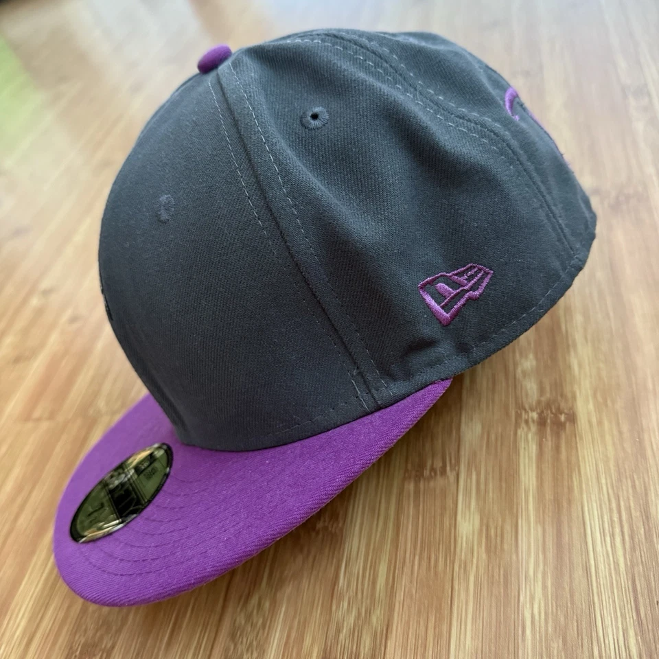 Disney x New Era Hat 59Fifty 7 1/2 Mickey Mouse Runaway Brain Claws Drool Bats - Image 4 of 4