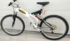 Vintage Specialized Ground Control Direct Drive Mountain Bike MTB Bicycle White