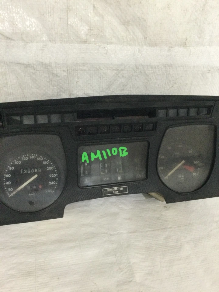 Cuadro de instrumentos velocímetro Jaguar XJS 1984 5,3 L FABRICANTE DE EQUIPOS ORIGINALES Foto 2 de 4