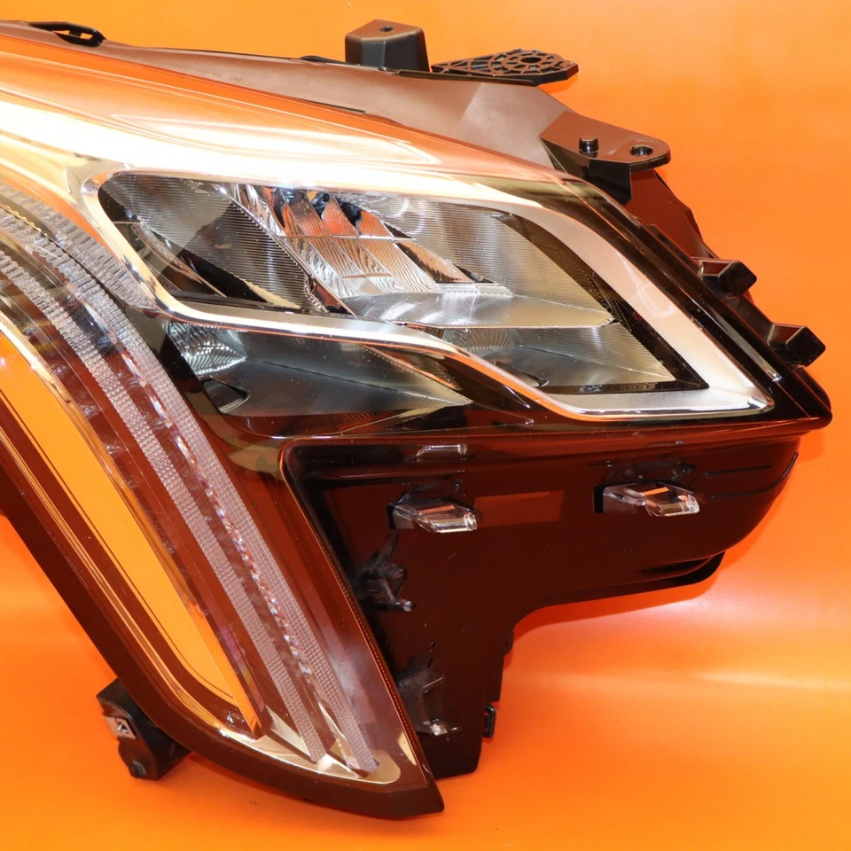 Farol de LED CADILLAC XTS passageiro direito 2018 2019 84338104 fabricante de equipamento original - Imagem 4 de 4