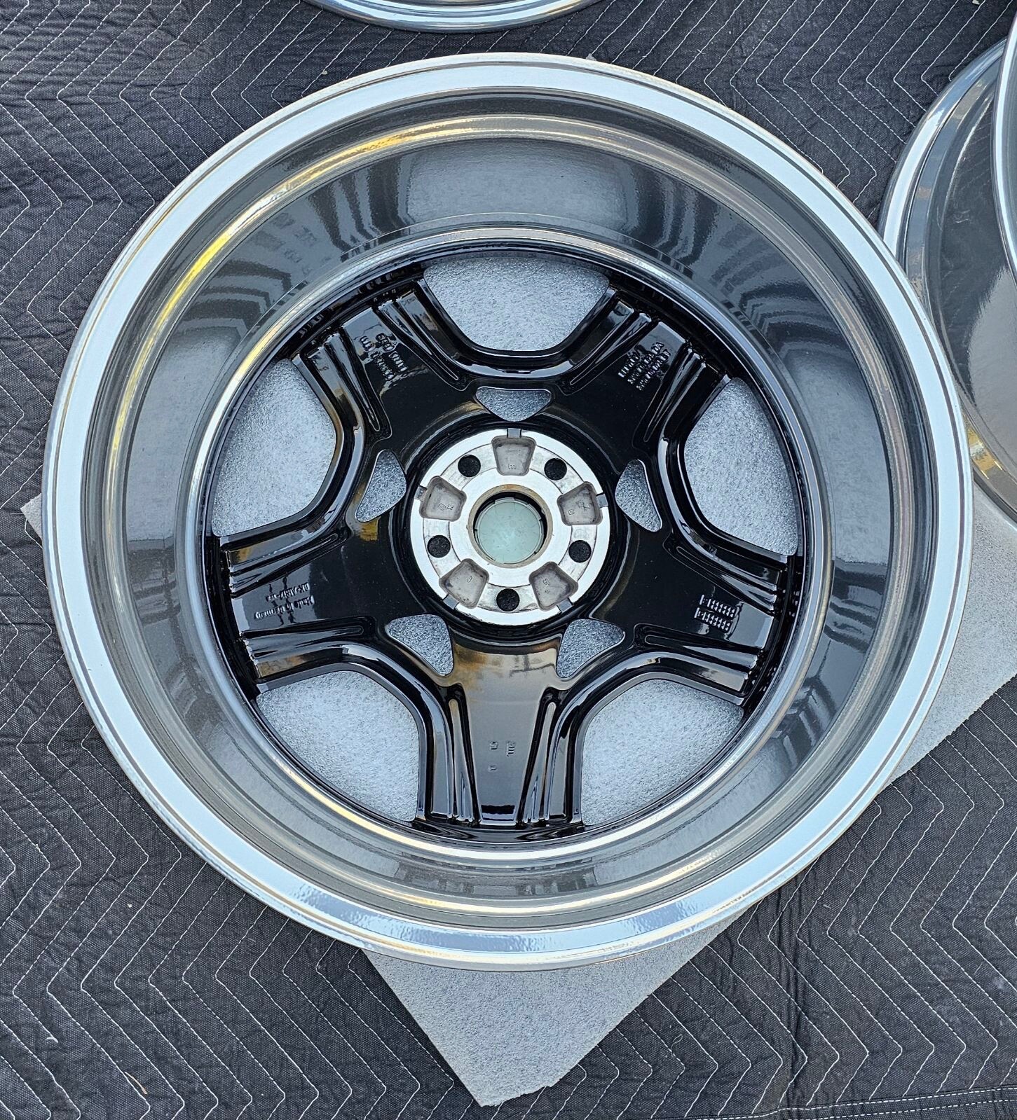 21" BENTLEY MULLINER OEM FACTORY NEW GERMAN BLACK WHEELS FLYING SPUR CONTINENTAL