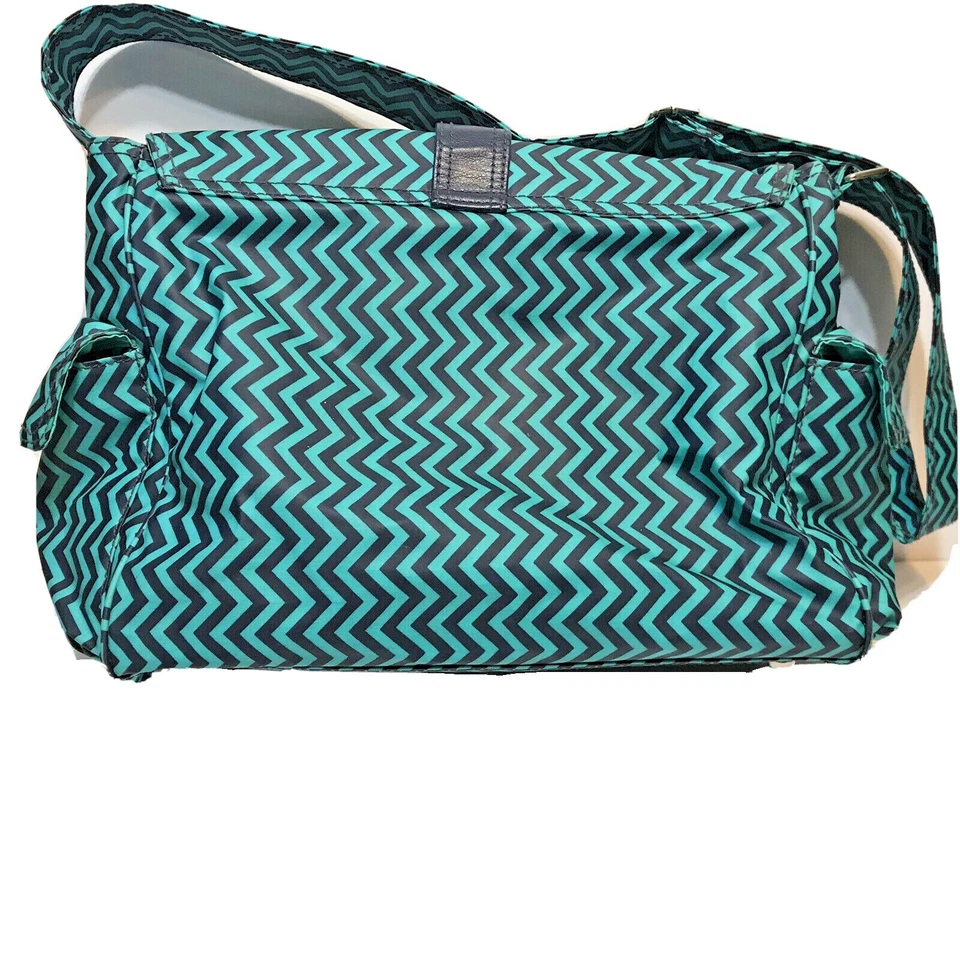 Bolsa de pañales recubierta Kalencom azul verde azulado multi bolsillo con bolsa para botellas Chevron Foto 3 de 4