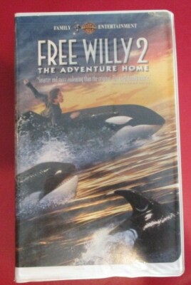 Free Willy 2 (VHS 1995)