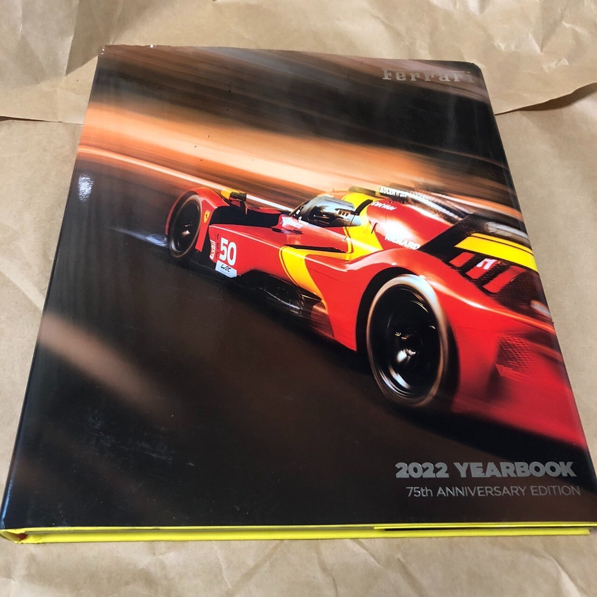 book Ferrari Official 2022 Yearbook 75th Anniversary Edition