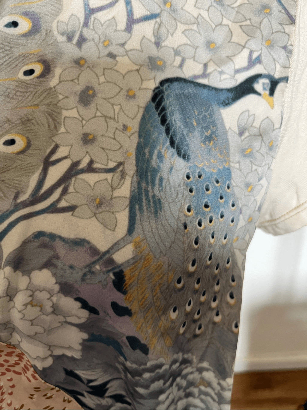 Tiny Women's Peacock Patchwork Tie Front Short Sl… - image 6