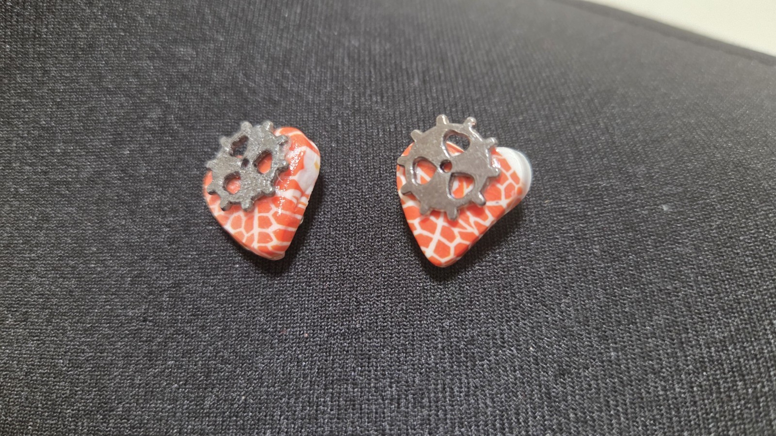 Picture 2 of 3