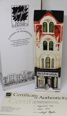 Hazle Ceramics Nation of Shopkeepers Rare 4/10 Limited Edition Megawear Fashion