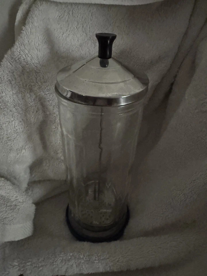 Tarro de vidrio desinfectante barbicida barberos vintage con tapa de metal e inserto Foto 4 de 4