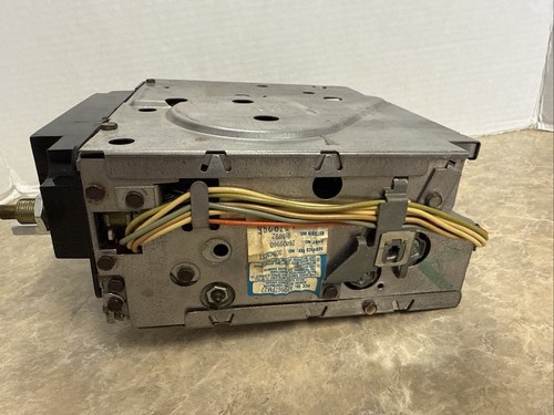 1978 1985 Delco AM FM Stereo Radio Chevrolet Buick Oldsmobile Pontiac 16009960 - Picture 6 of 10