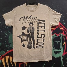 WILLIE NELSON Photo Star collage cream Zion Rootswear shirt Sz M Country Band