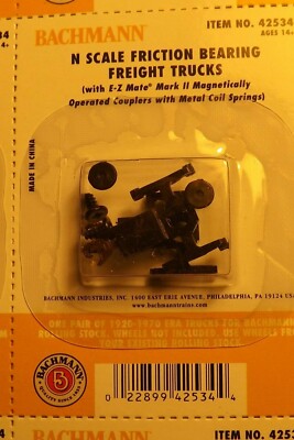 Bachmann 42534 N SCALE FRICTION BEARING TRUCKS W/ E-Z-Mate Knuckle Couplers (2)