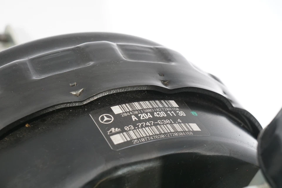 2006-2009 MERCEDES BENZ C300 W204 BRAKE BOOSTER MASTER CYLINDER OEM - Image 4 of 4