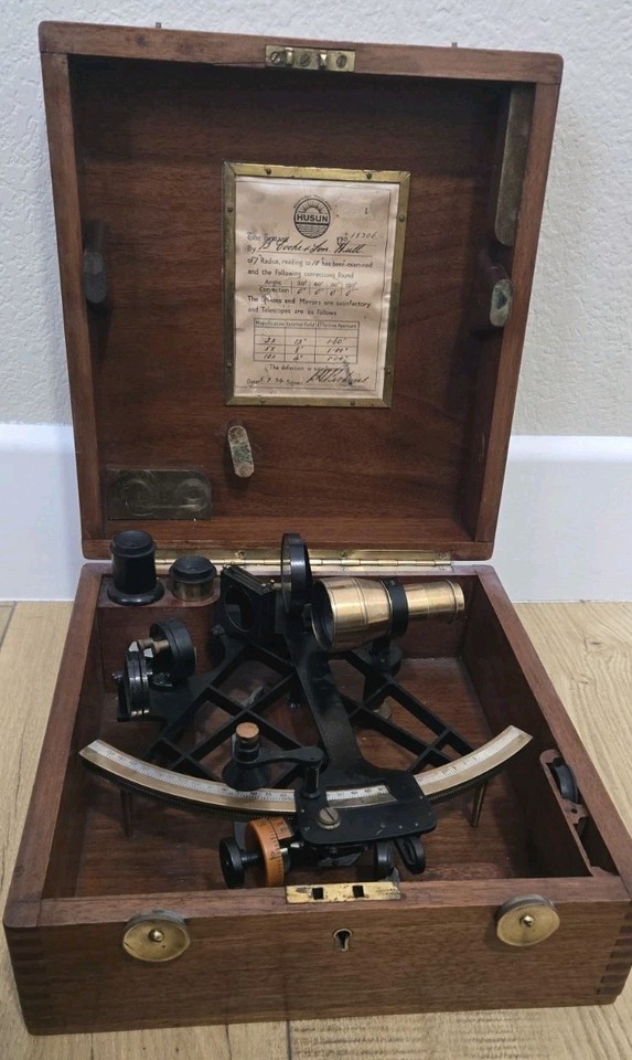 B. Cooke & Son Ltd  Brass Sextant w/ Wooden Case, mfd. in 1934 Hull, England 