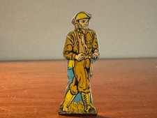 Marx 2MA Infantry Private Marching Flat Tin Lithograph Dimestore Soldier 1930's 